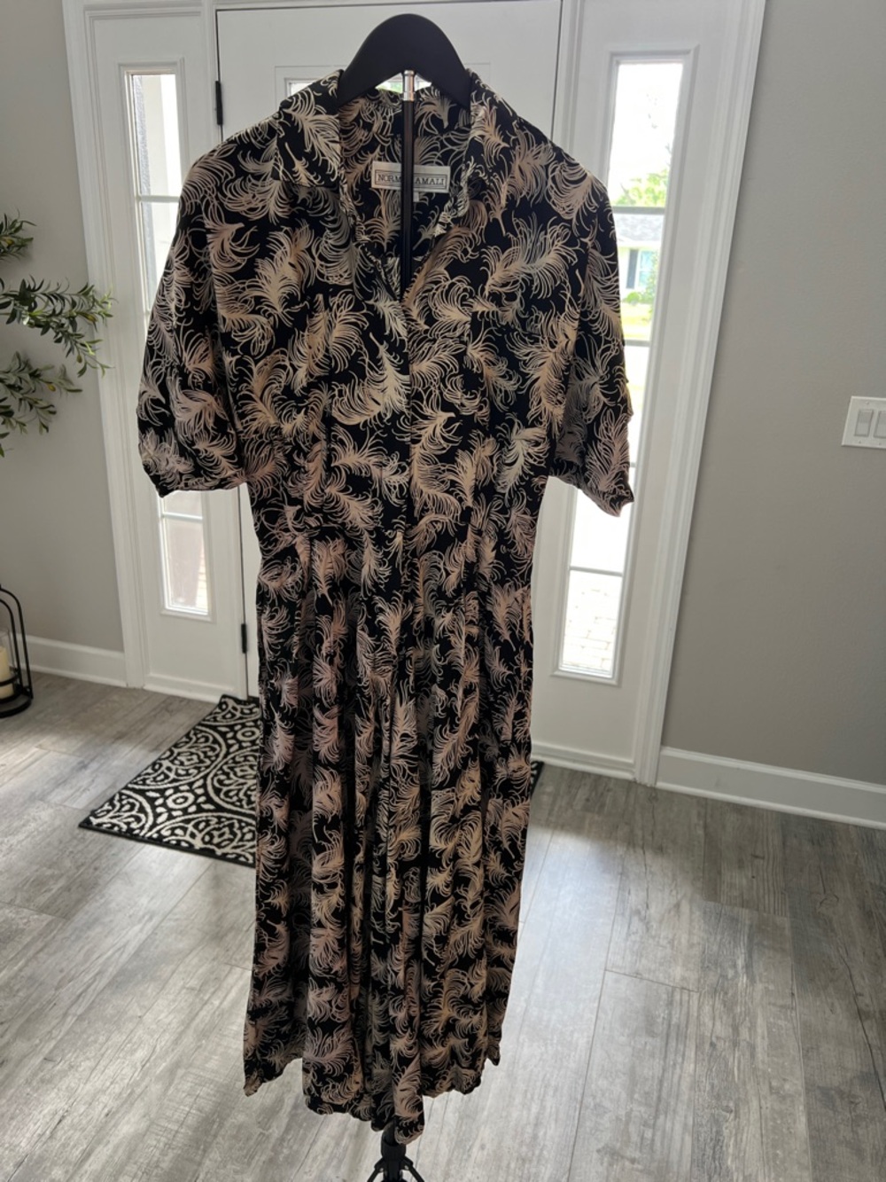 VINTAGE Norma Kamali Black Midi Feather Print Dress Sz 12 *Runs small